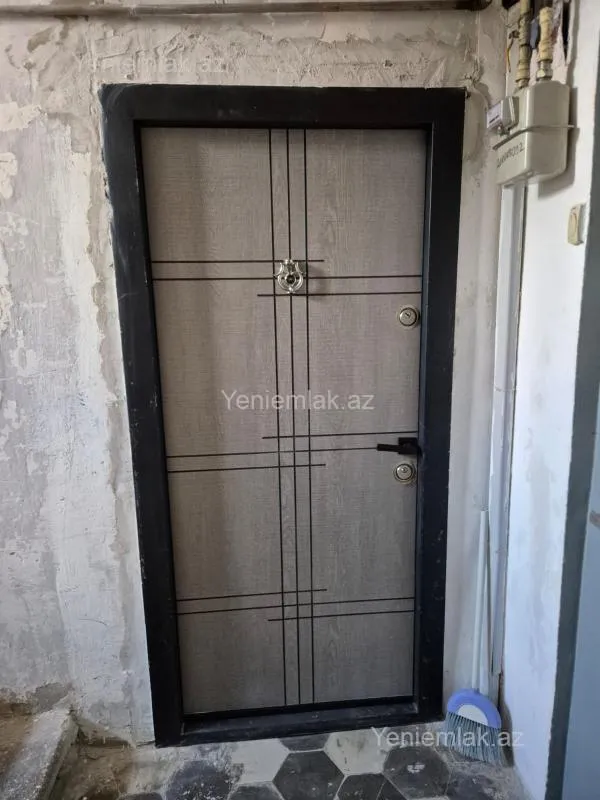 Satılır 3 otaqlı köhnə tikili 50 m²