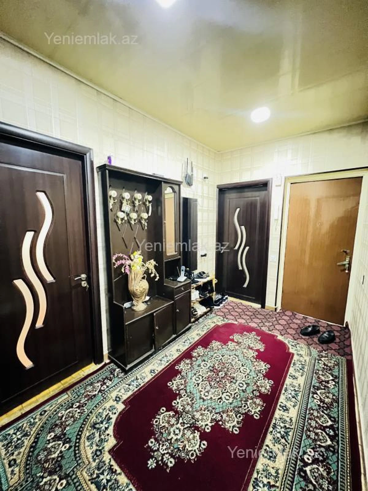 Satılır 5 otaqlı köhnə tikili 120 m²