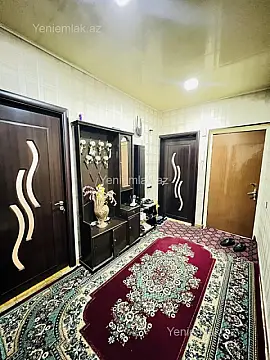 Satılır 5 otaqlı köhnə tikili 120 m²