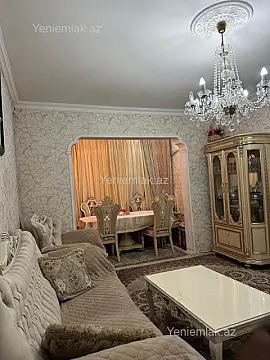 Satılır 4 otaqlı köhnə tikili 70 m²
