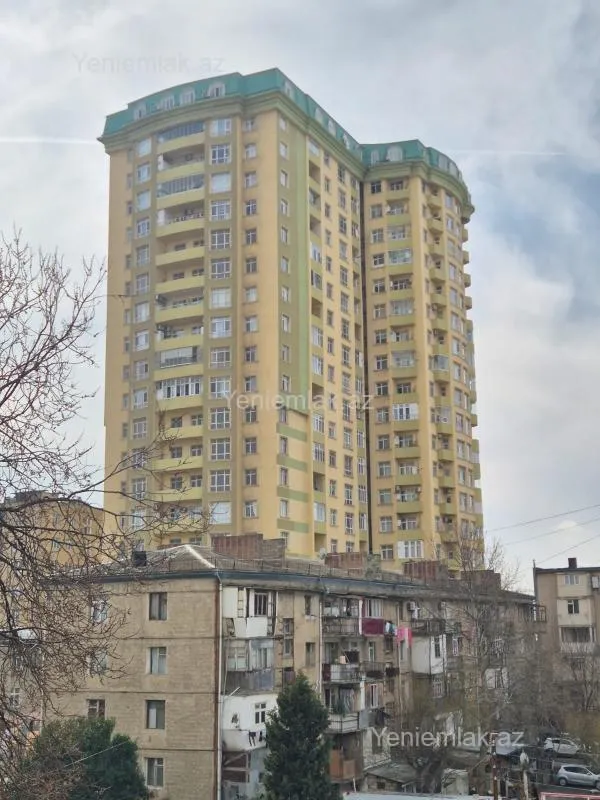 Satılır 1 otaqlı köhnə tikili 33 m²