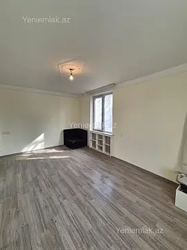 Satılır 1 otaqlı köhnə tikili 33 m²