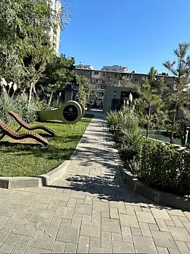 Satılır 4 otaqlı yeni tikili 176 m²