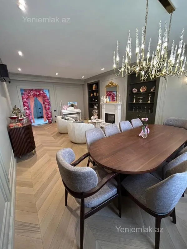 Satılır 5 otaqlı yeni tikili 240 m²