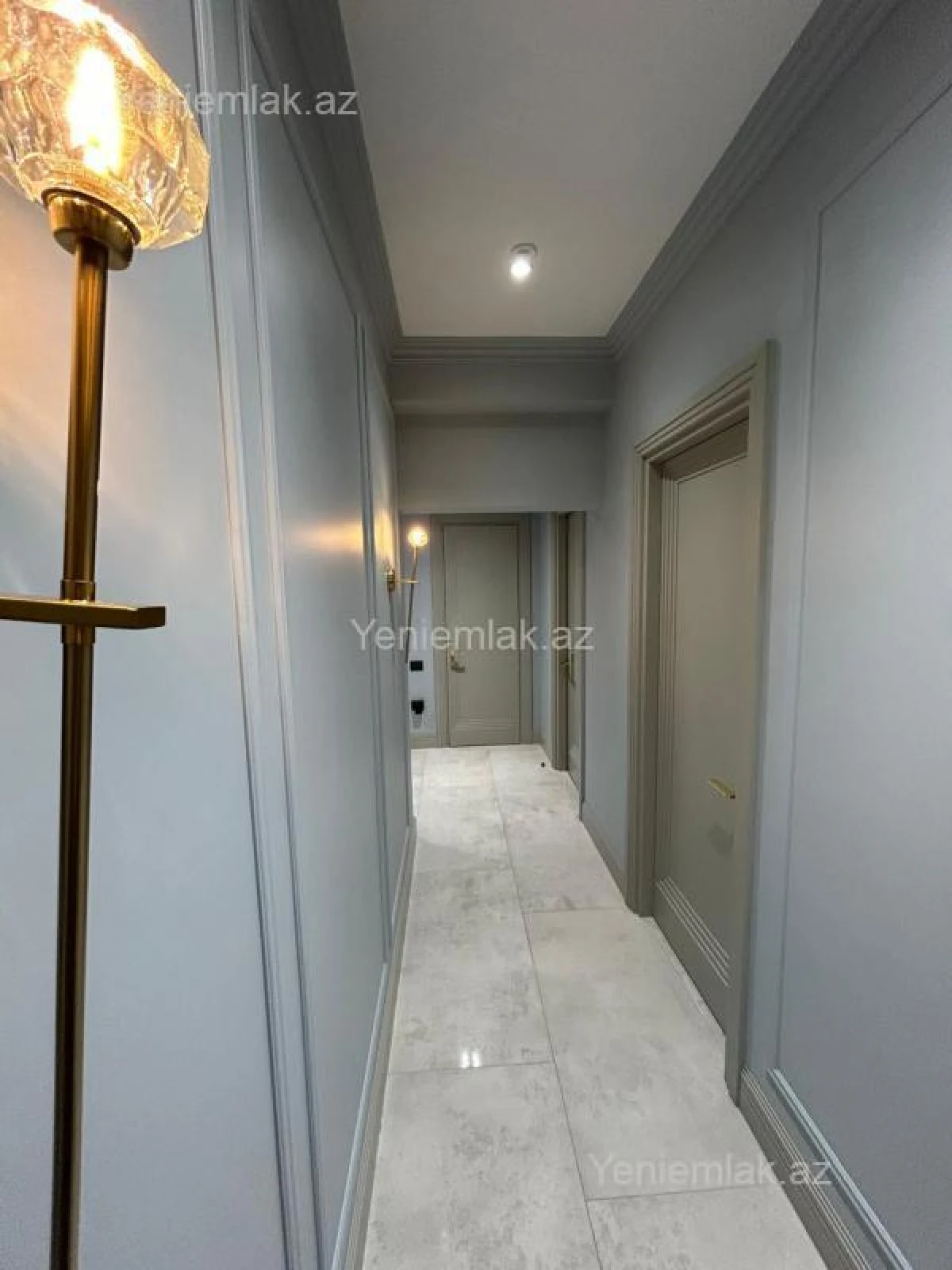 Satılır 5 otaqlı yeni tikili 240 m²