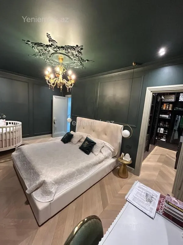 Satılır 5 otaqlı yeni tikili 240 m²