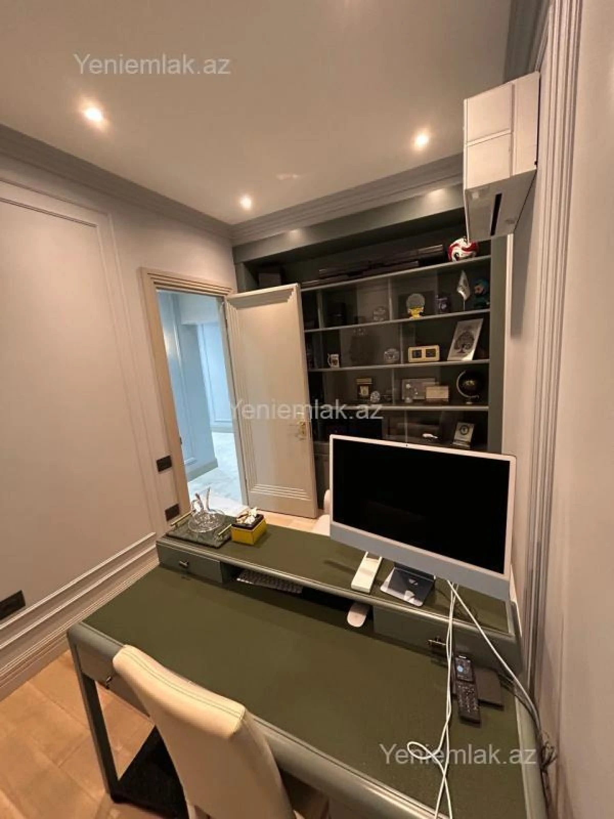 Satılır 5 otaqlı yeni tikili 240 m²