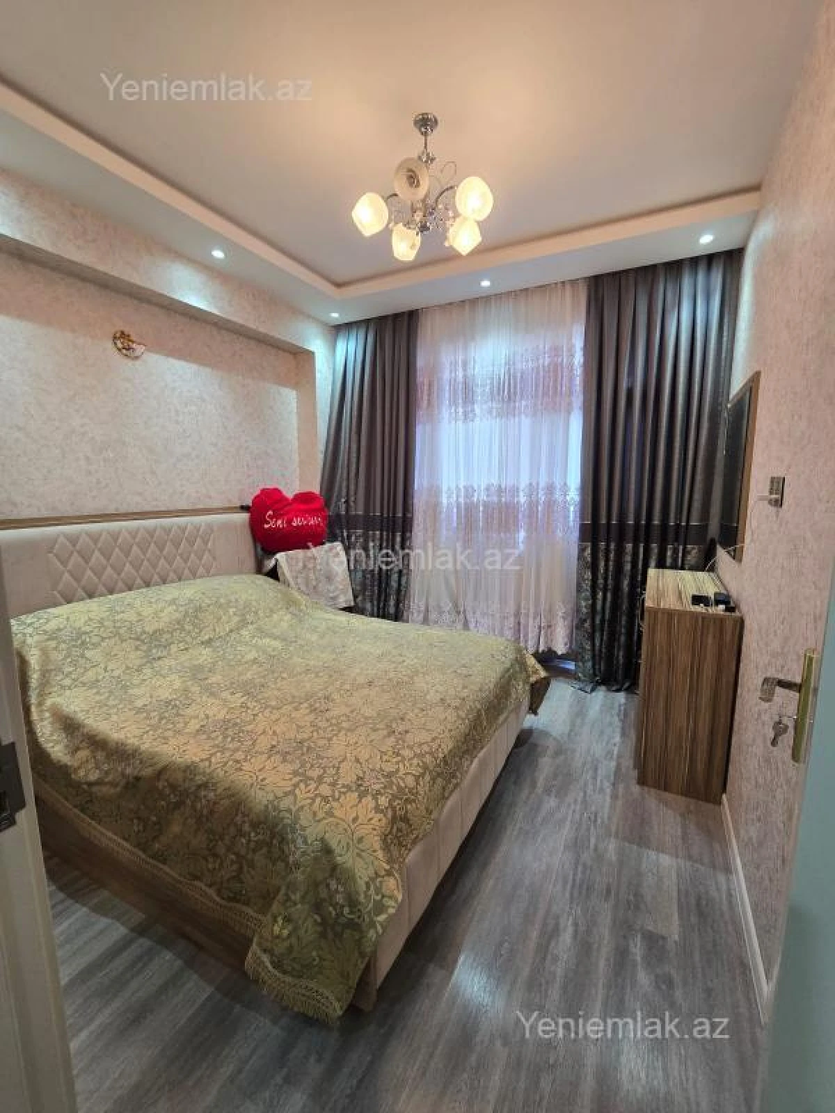 Satılır 2 otaqlı yeni tikili 52 m²