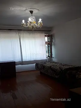 Satılır 4 otaqlı köhnə tikili 100 m² — Bakı, Yasamal 4 otaq 100.00 m²