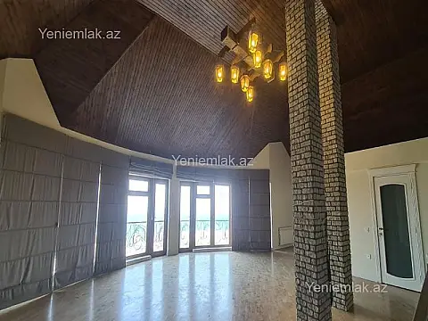 Satılır 7 otaqlı həyət evi 370 m²