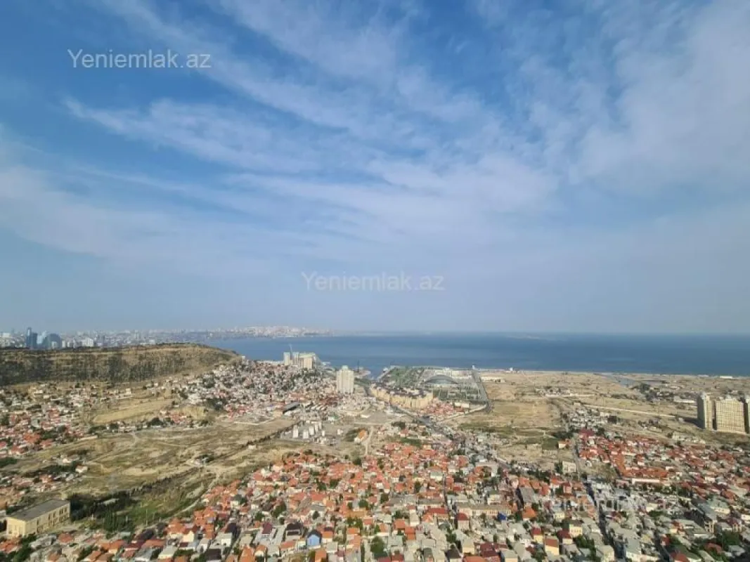 Satılır 7 otaqlı həyət evi 370 m²