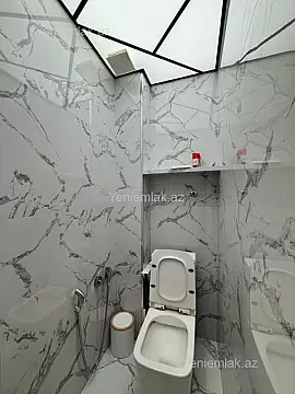 Satılır 3 otaqlı köhnə tikili 75 m²