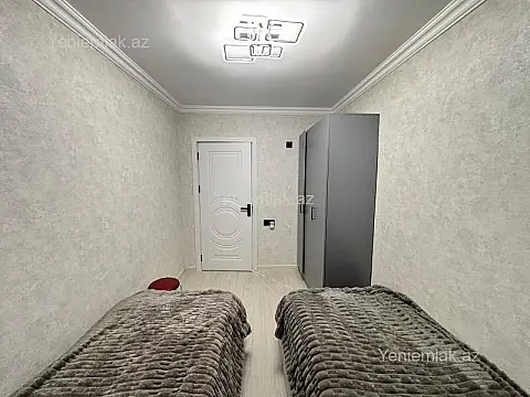 Satılır 3 otaqlı köhnə tikili 75 m²