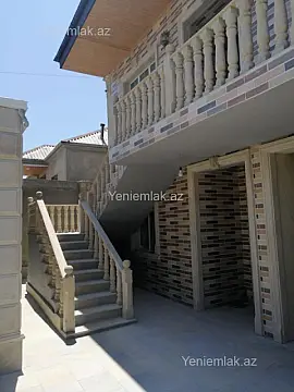 Satılır 6 otaqlı həyət evi 240 m²