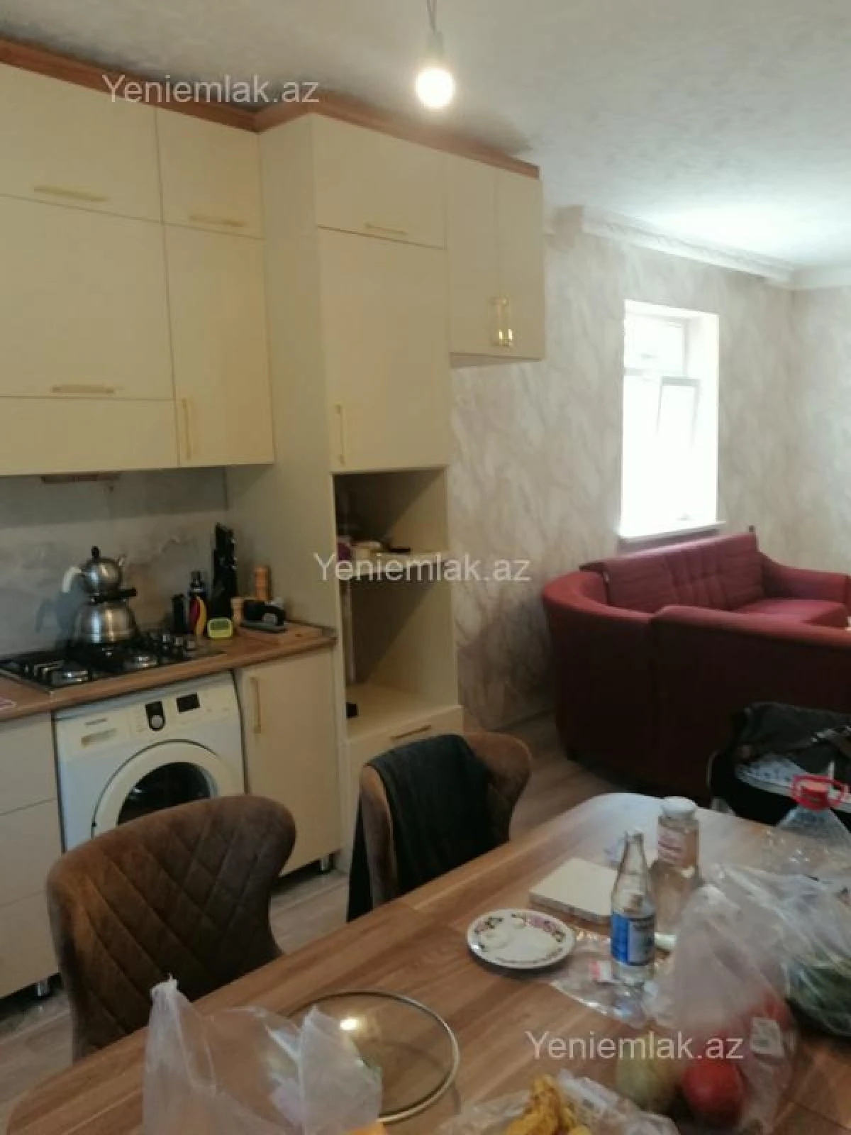Satılır 6 otaqlı həyət evi 240 m²