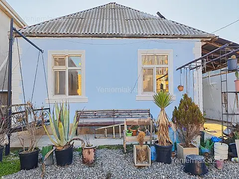 Satılır 3 otaqlı həyət evi 90 m²