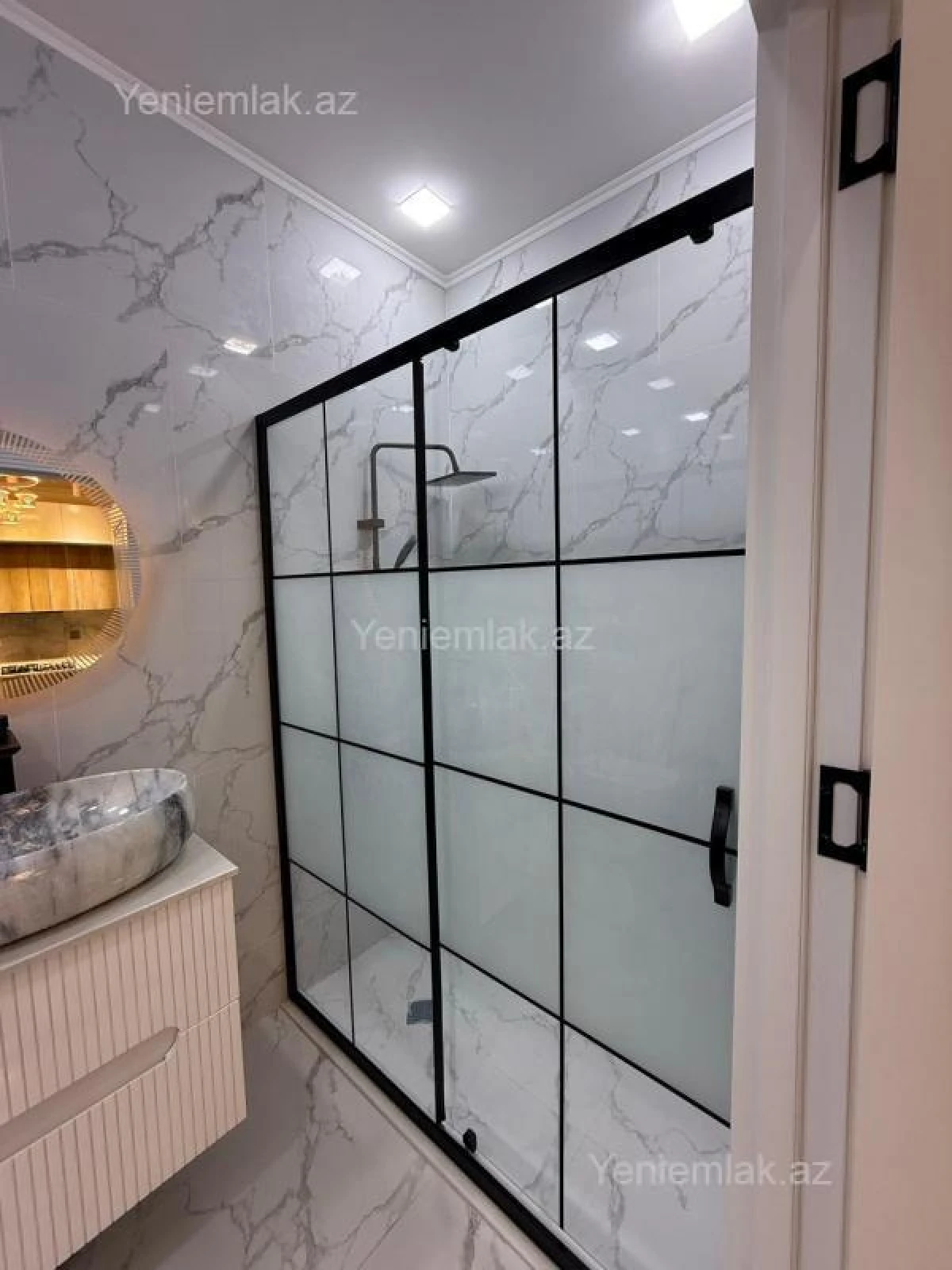 Satılır 2 otaqlı yeni tikili 64 m²