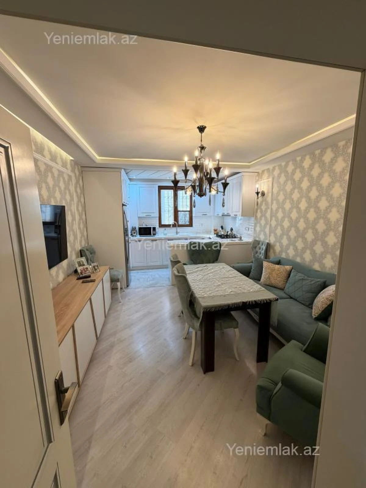Satılır 2 otaqlı köhnə tikili 50 m²