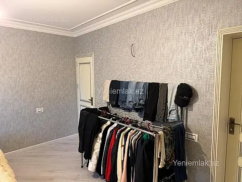 Satılır 2 otaqlı köhnə tikili 50 m²