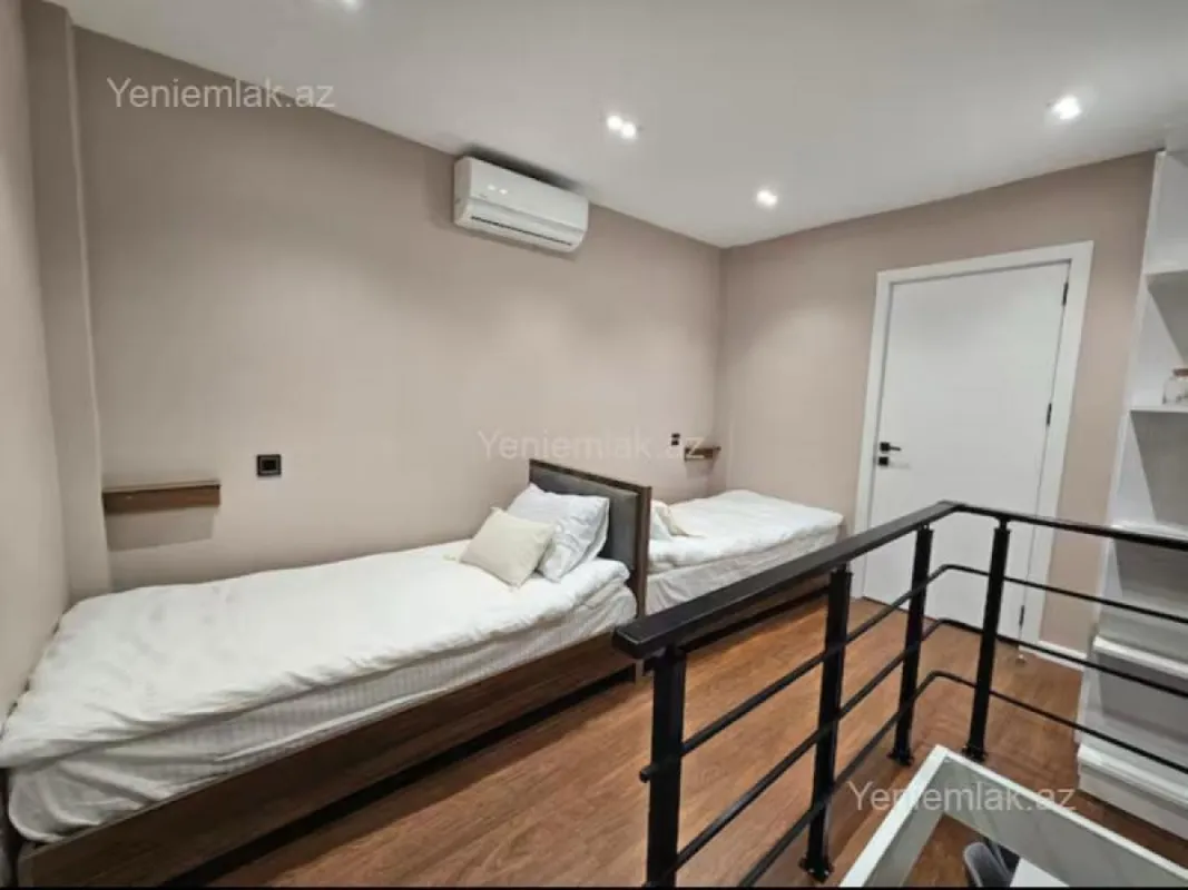 Satılır 2 otaqlı köhnə tikili 45 m²