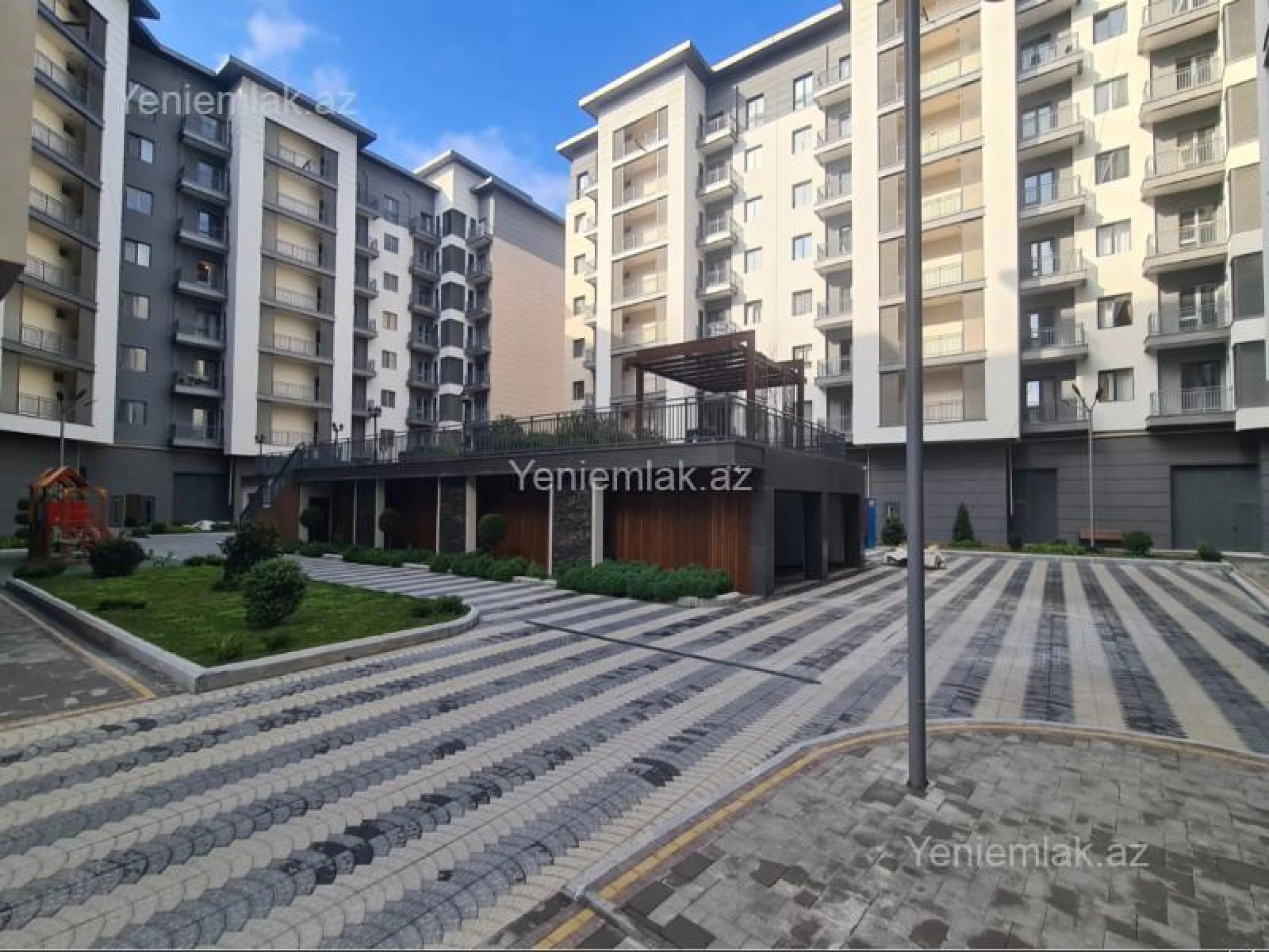 Satılır 5 otaqlı yeni tikili 250 m²
