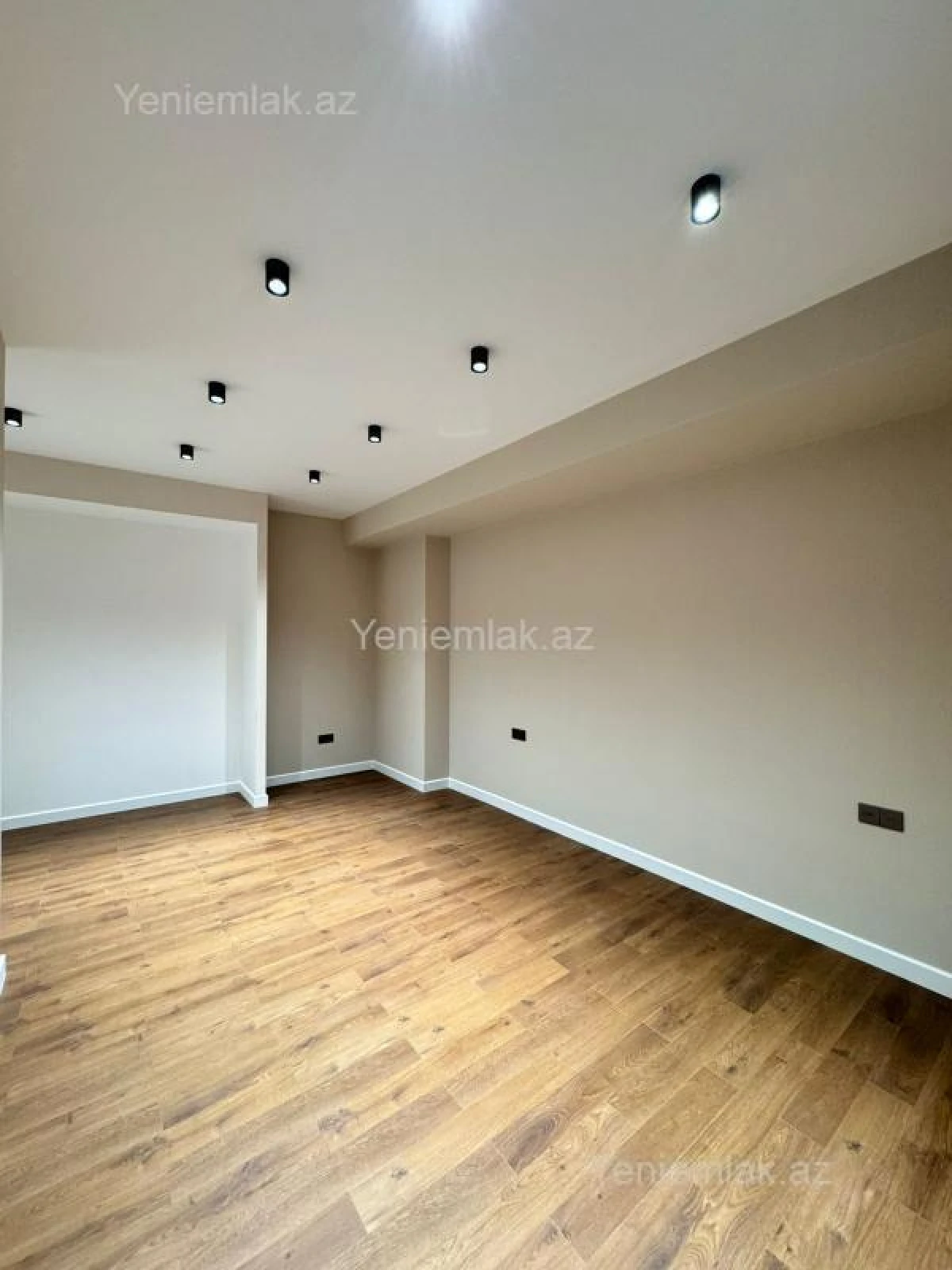 Satılır 4 otaqlı yeni tikili 170 m²