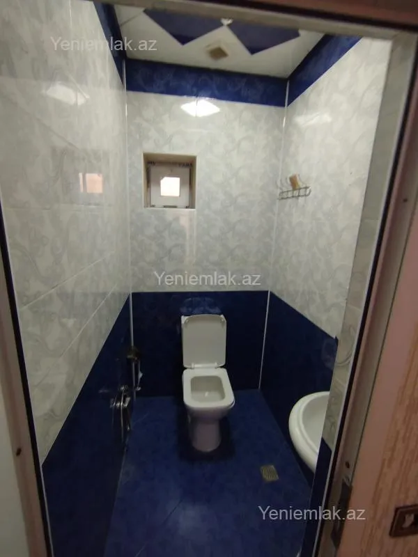 Satılır 4 otaqlı həyət evi 200 m²