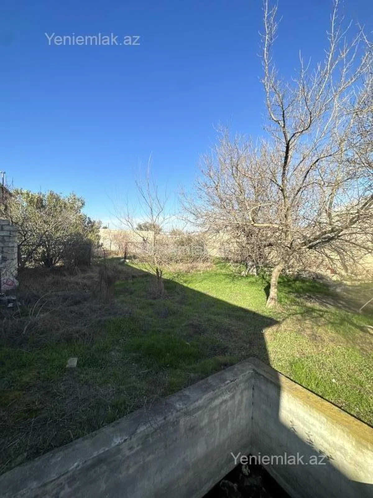 Satılır 10 otaqlı həyət evi 480 m²