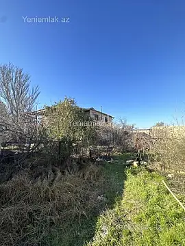 Satılır 10 otaqlı həyət evi 480 m²