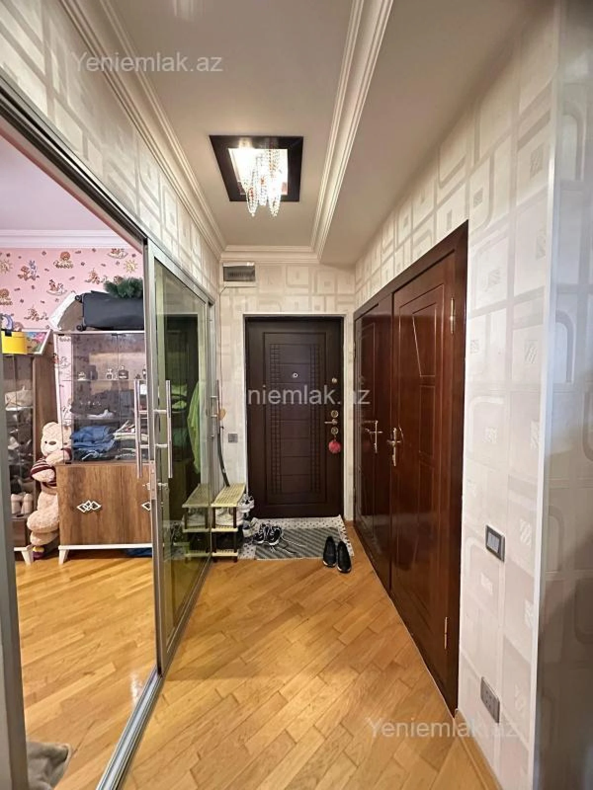 Satılır 3 otaqlı yeni tikili 70 m²