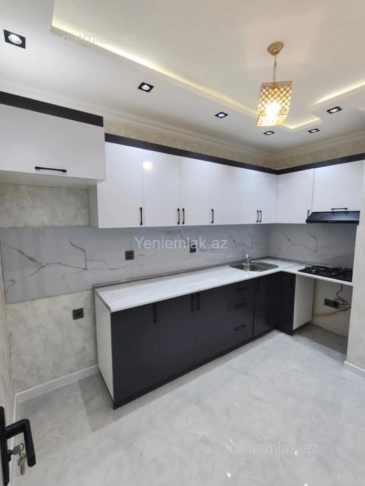 Satılır 2 otaqlı yeni tikili 89 m²