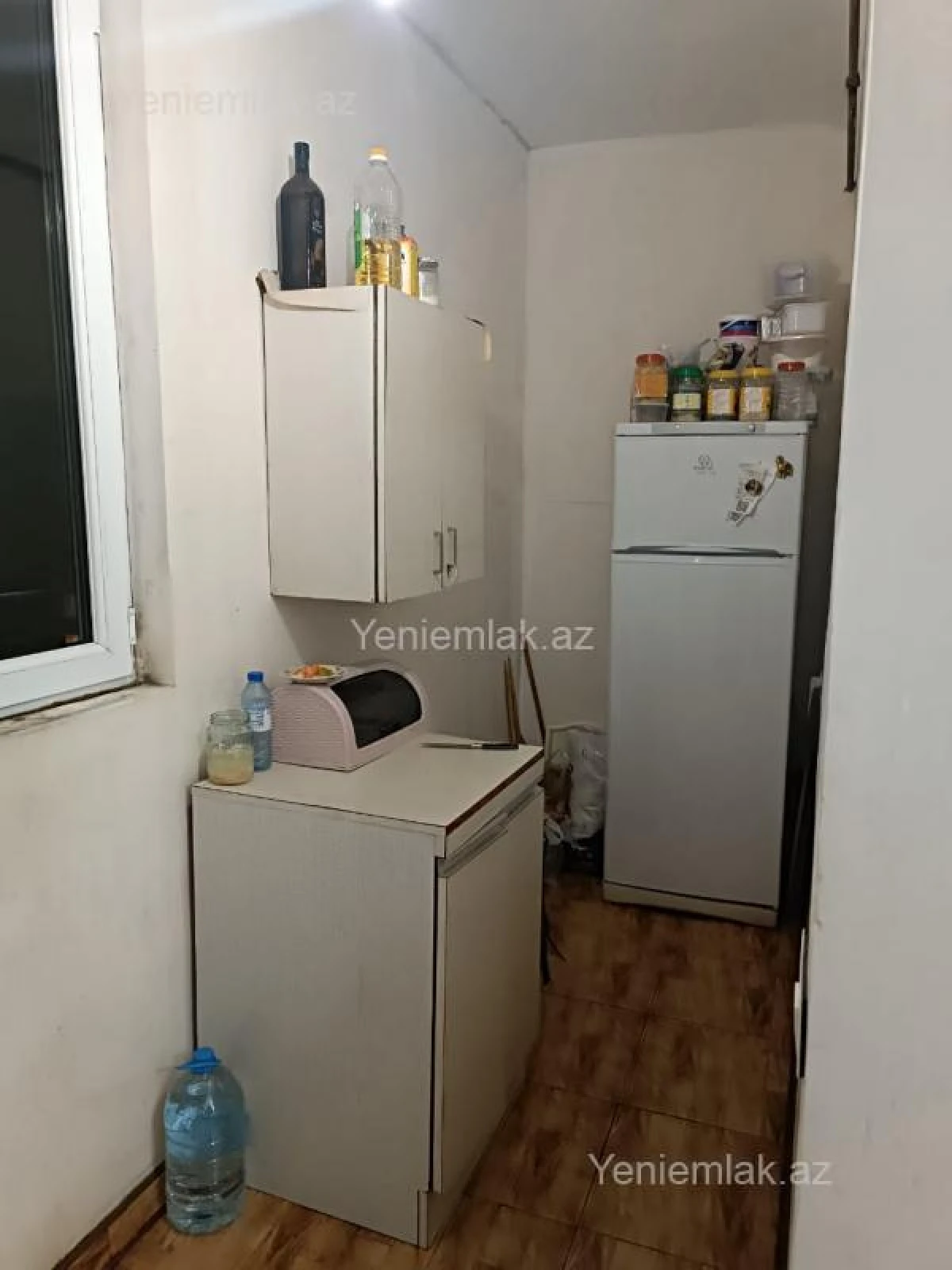 Satılır 3 otaqlı köhnə tikili 60 m²
