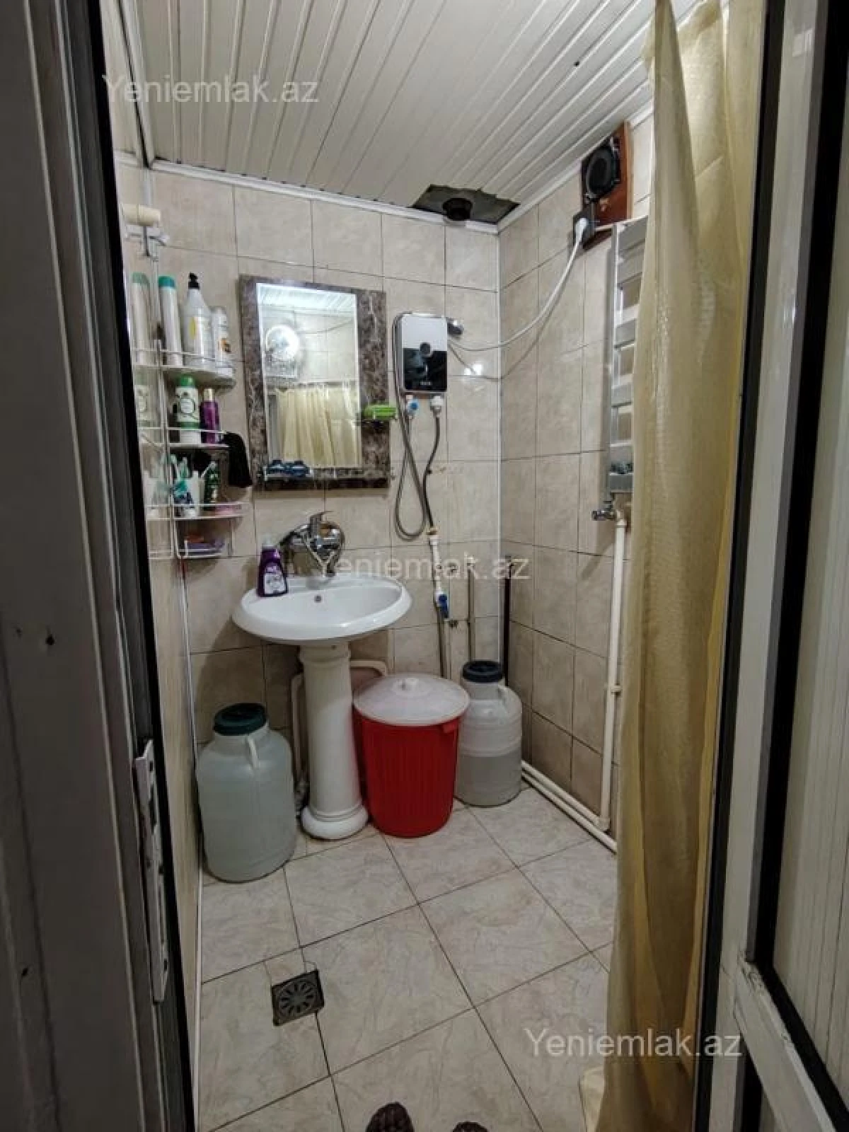 Satılır 2 otaqlı köhnə tikili 47 m²