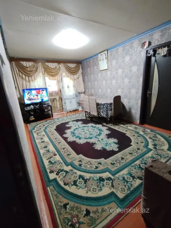 Satılır 2 otaqlı köhnə tikili 47 m²