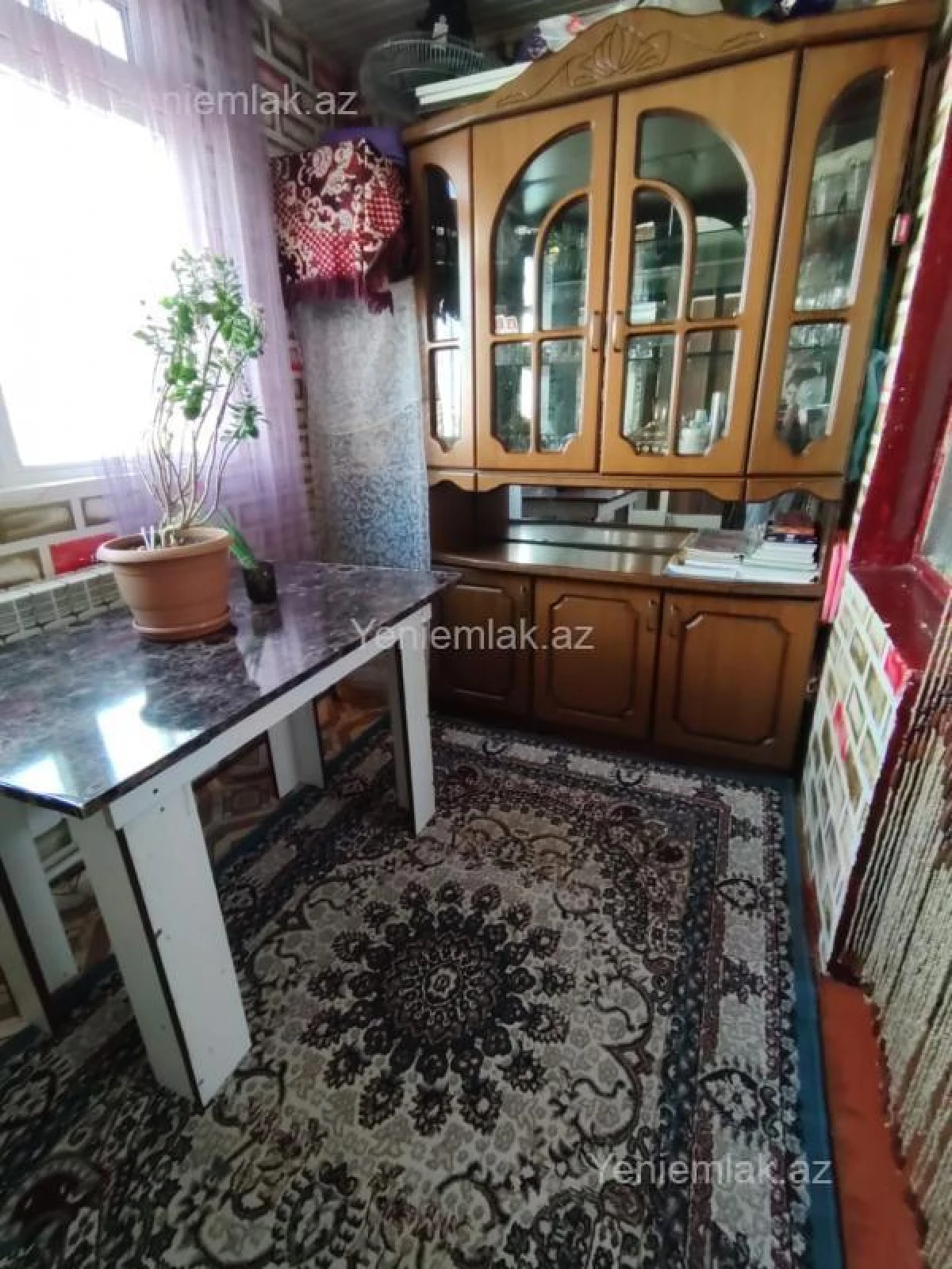 Satılır 2 otaqlı köhnə tikili 47 m²
