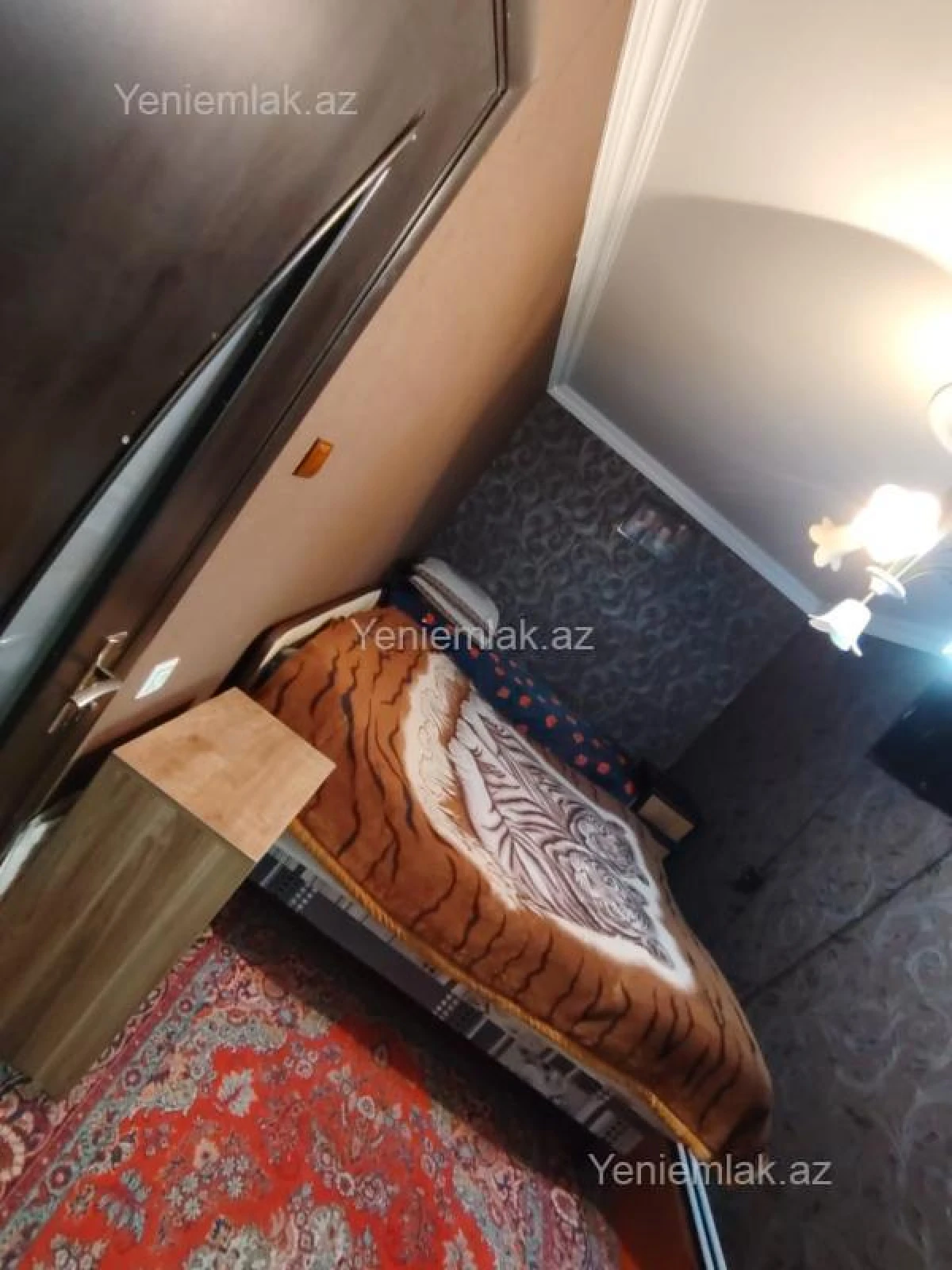 Satılır 2 otaqlı köhnə tikili 47 m²