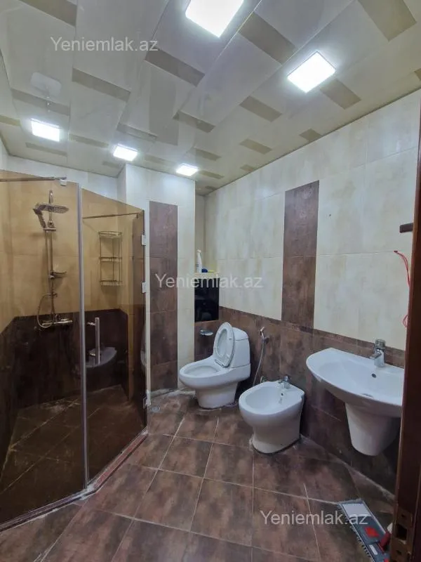 Satılır 4 otaqlı yeni tikili 176 m²