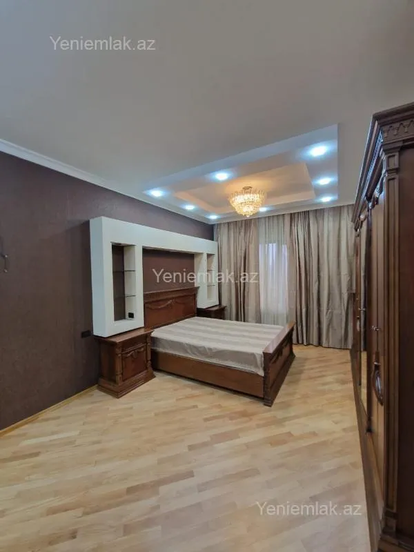 Satılır 4 otaqlı yeni tikili 176 m²