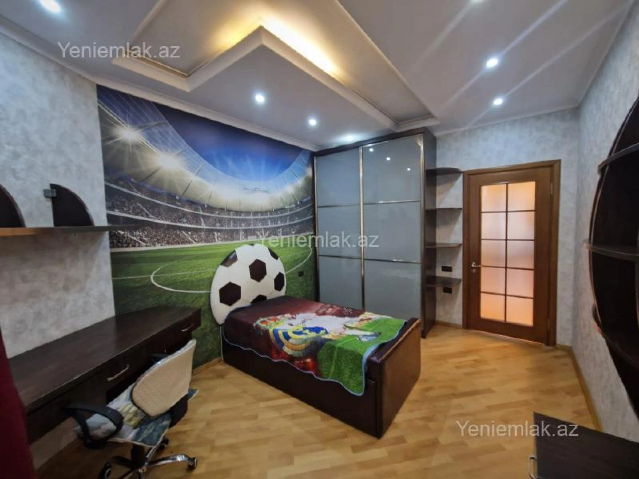 Satılır 4 otaqlı yeni tikili 176 m²