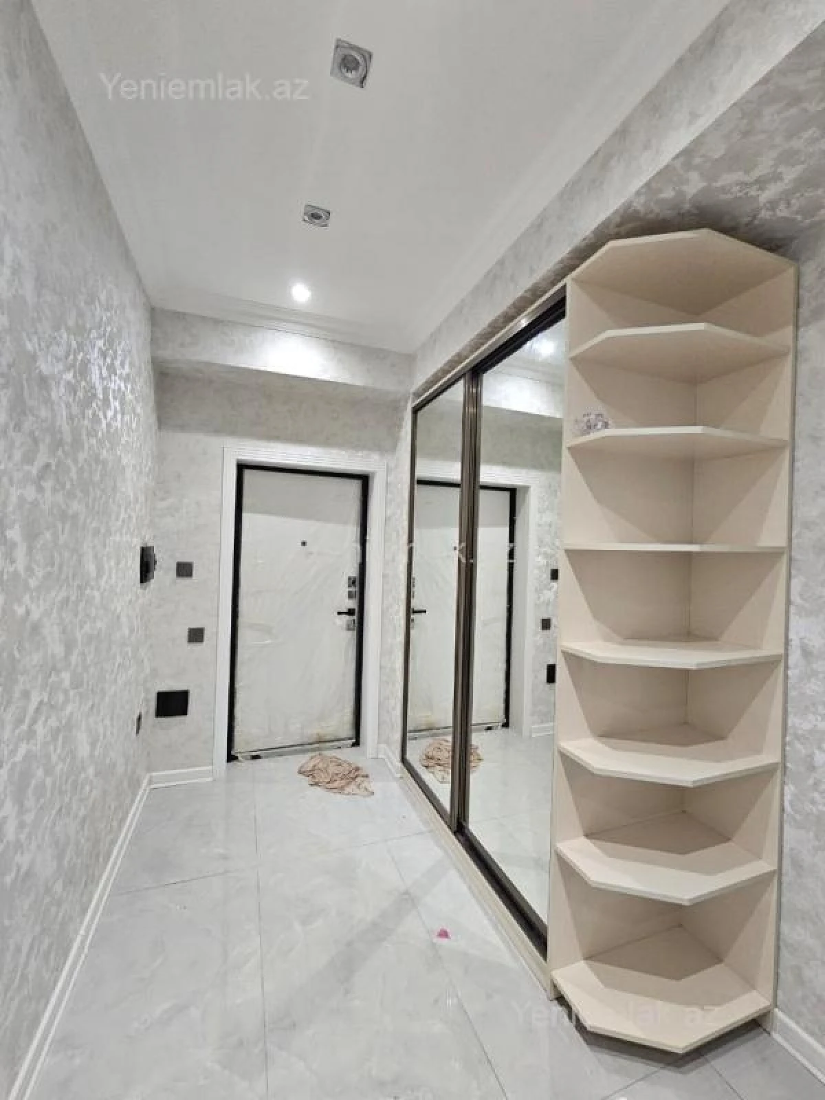 Satılır 2 otaqlı yeni tikili 54 m²