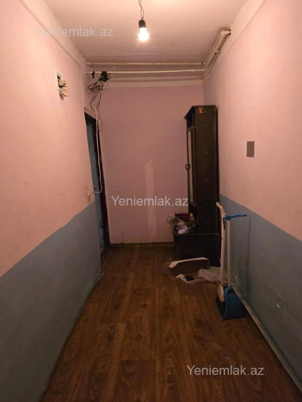 Satılır 2 otaqlı köhnə tikili 52 m²