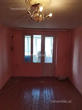 Satılır 2 otaqlı köhnə tikili 52 m²