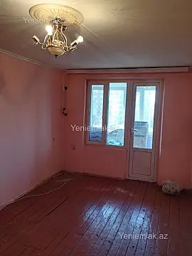 Satılır 2 otaqlı köhnə tikili 52 m²