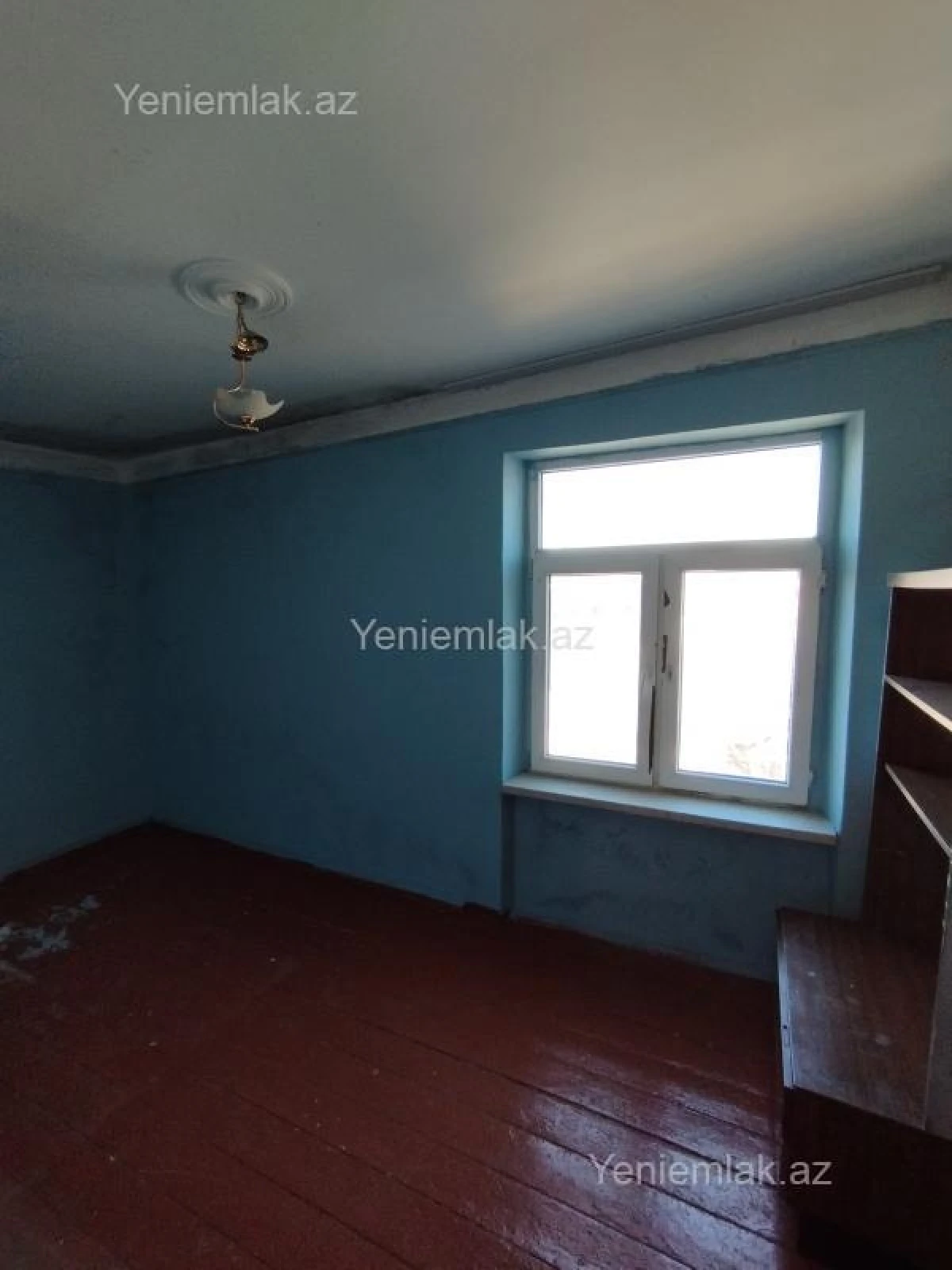 Satılır 2 otaqlı köhnə tikili 52 m²