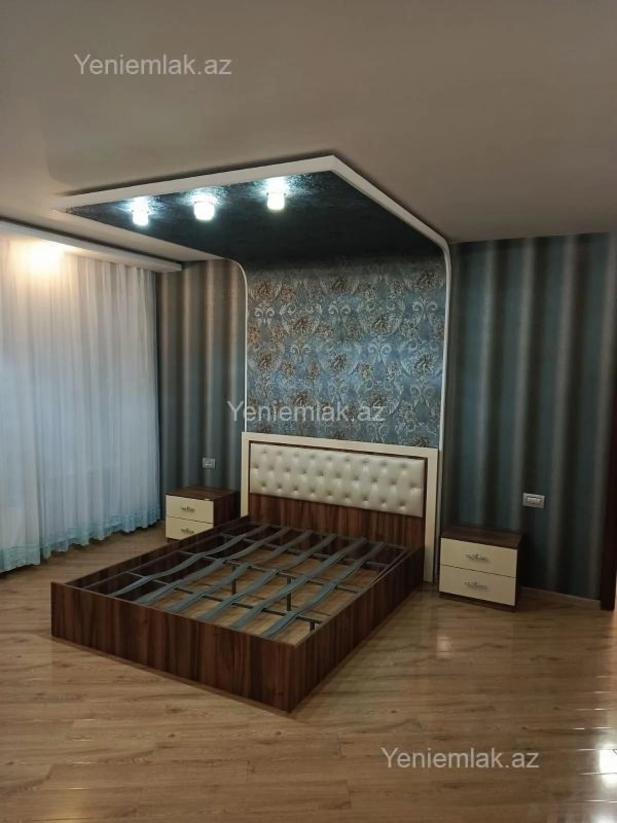 Satılır 3 otaqlı yeni tikili 125 m²