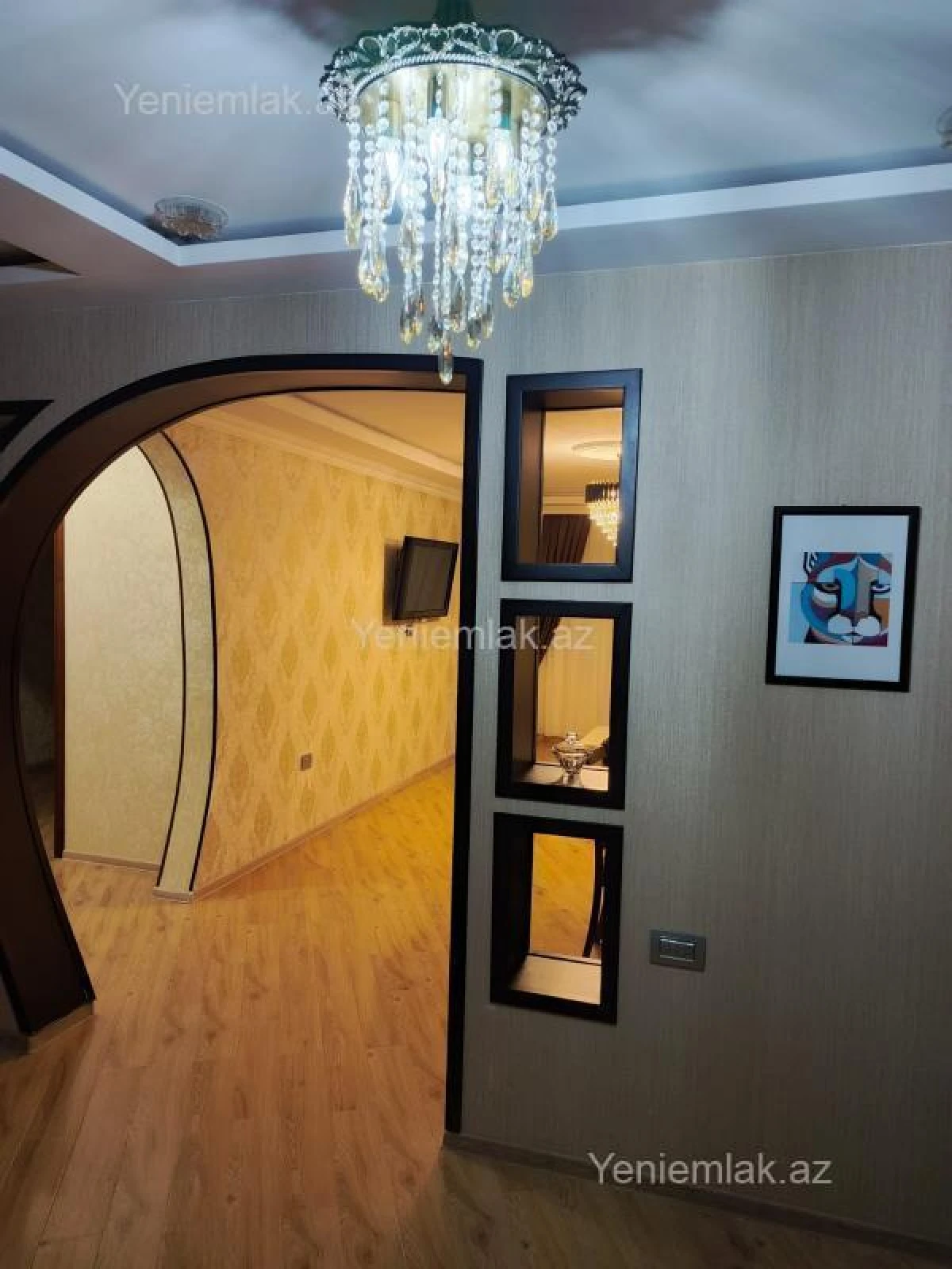 Satılır 3 otaqlı yeni tikili 125 m²