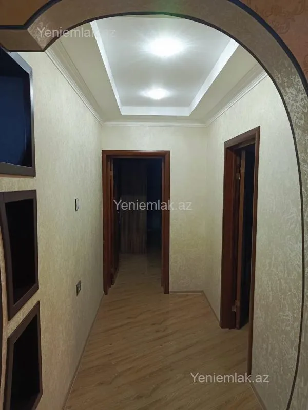 Satılır 3 otaqlı yeni tikili 125 m²