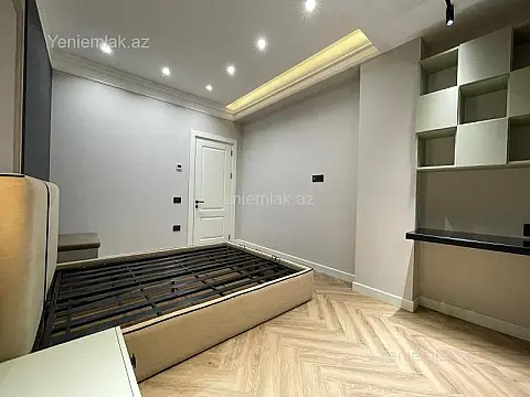 Satılır 3 otaqlı yeni tikili 92 m²