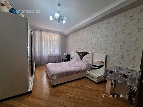 Satılır 3 otaqlı yeni tikili 100 m²