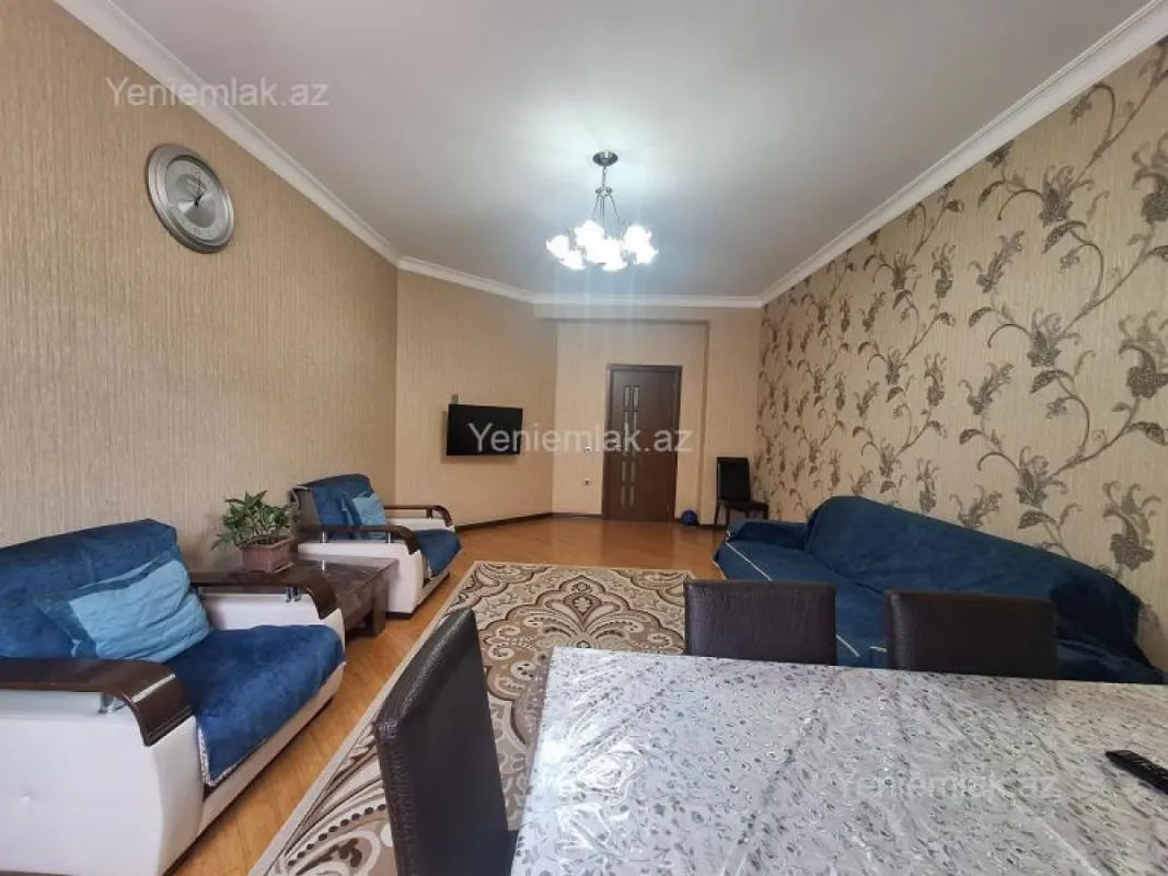 Satılır 3 otaqlı yeni tikili 100 m²